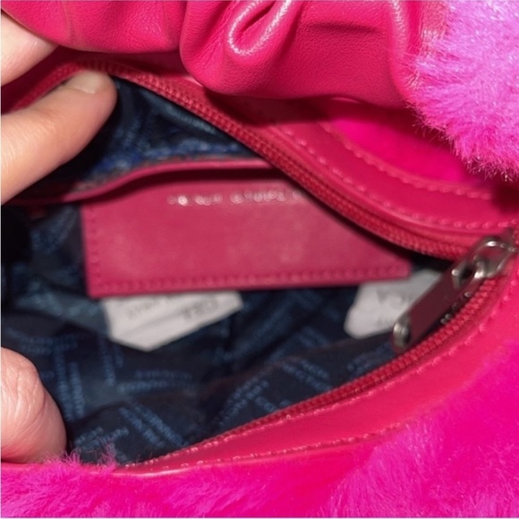 French Connection neon pink plush faux fur purse with strap and tags in tact NWT - Picture 5 of 11